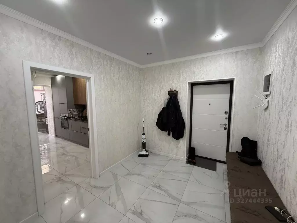 2-к кв. Северная Осетия, Владикавказ ул. Шамиля Джикаева, 4А (72.0 м) - Фото 2