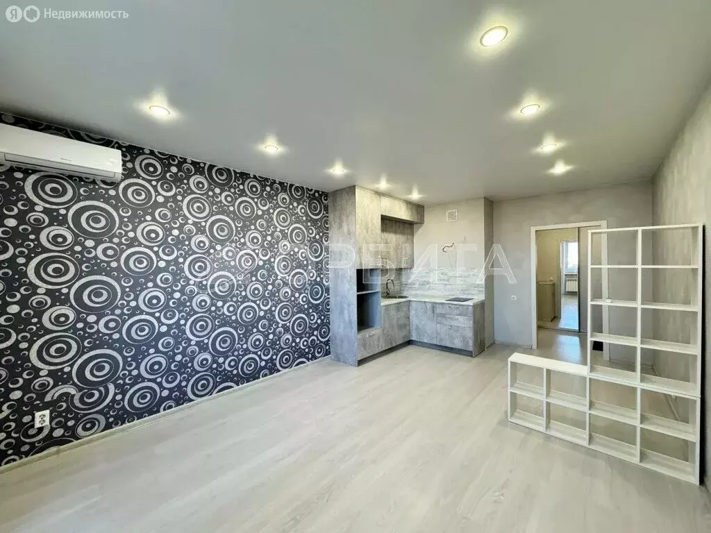Квартира-студия: Тюмень, улица Дмитрия Менделеева, 2к2 (30.6 м) - Фото 2