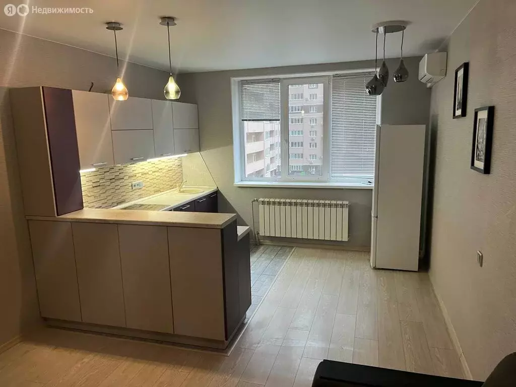 2-комнатная квартира: Самара, проспект Карла Маркса, 4А (75 м) - Фото 1