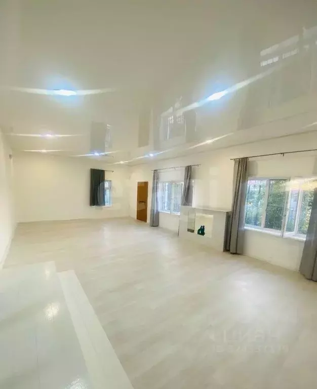 Таунхаус в Бурятия, Улан-Удэ 105-й мкр, 5/4 (234 м) - Фото 1