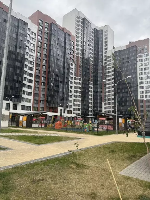 1-к. квартира, 40 м, 13/17 эт. - Фото 0