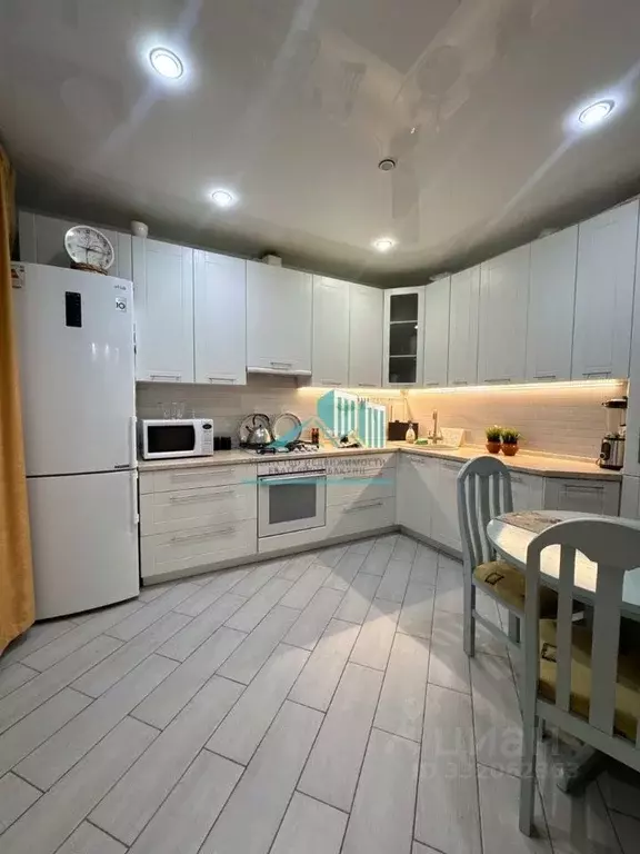 3-к кв. Калужская область, Калуга Пролетарская ул., 51 (90.0 м) - Фото 1