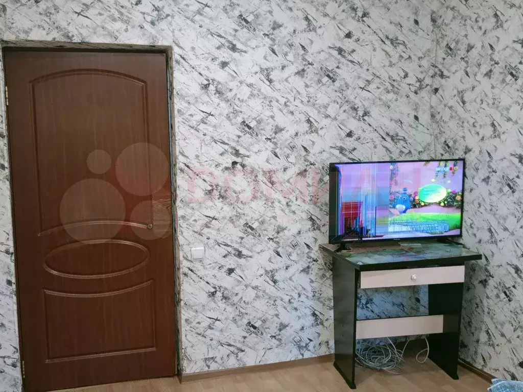 Доля в 2-к. квартире, 46,7 м, 2/2 эт. - Фото 1