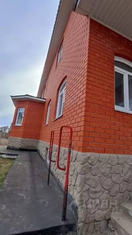 Коттедж в Башкортостан, Уфа пос. Некрасово, ул. Летчика Ишмурзина, 5 ... - Фото 0
