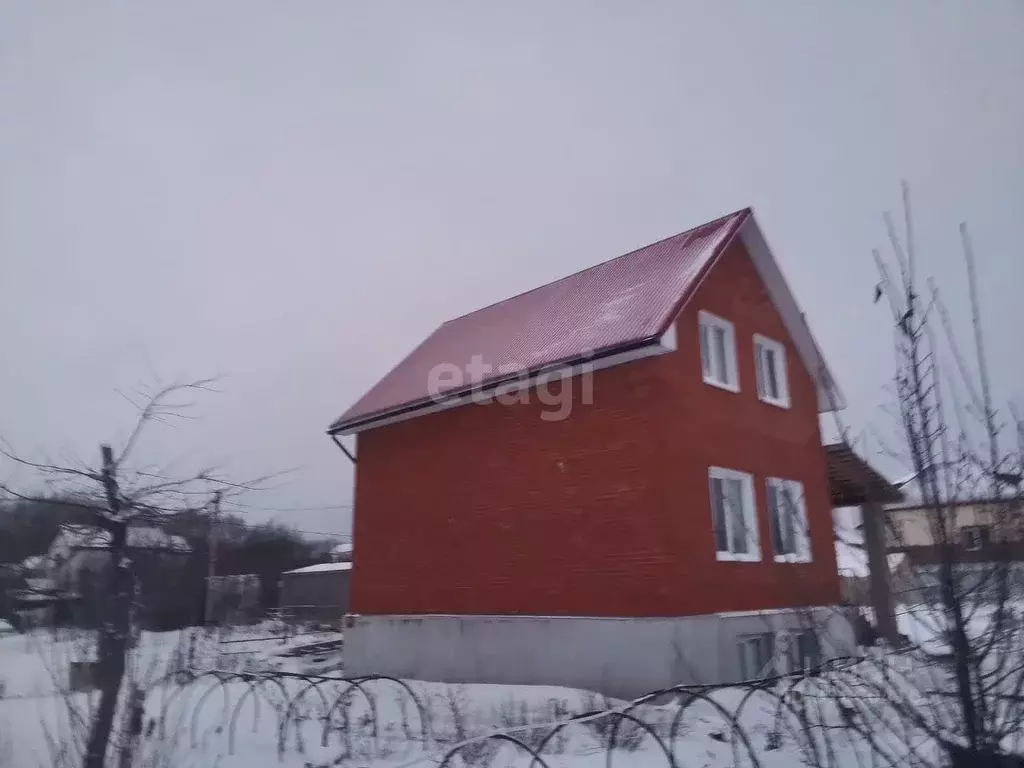 Дом в Башкортостан, Иглинский район, Акбердинский сельсовет, с. ... - Фото 0
