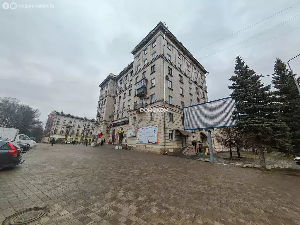 2-комнатная квартира: Нижний Тагил, проспект Ленина, 57 (75.8 м) - Фото 1