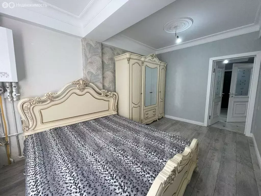 1-комнатная квартира: Махачкала, проспект Насрутдинова, 272Ак1 (50 м) - Фото 2