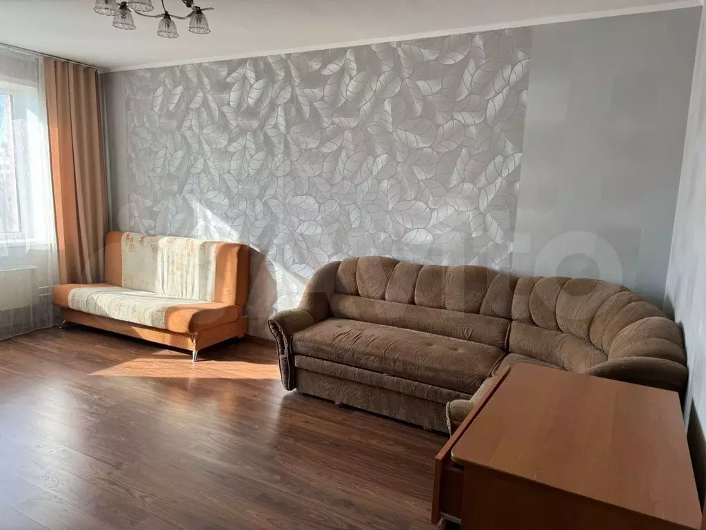 2-к. квартира, 60 м, 8/17 эт. - Фото 1