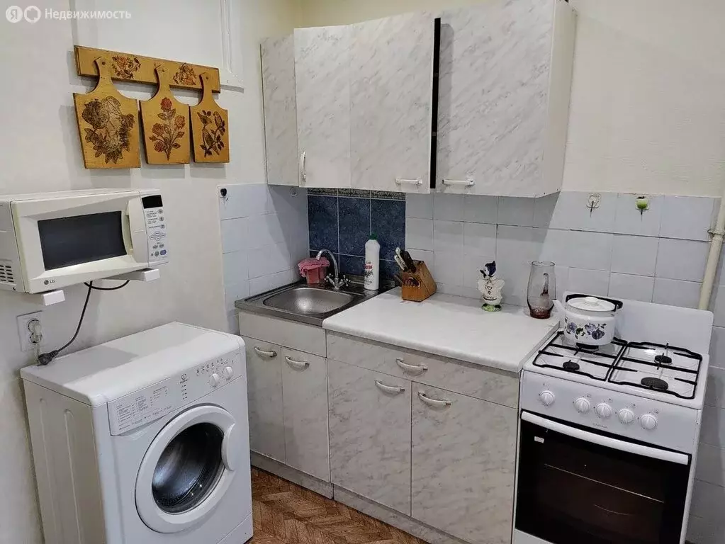 3-комнатная квартира: Губаха, проспект Ленина, 53Б (60.9 м) - Фото 1
