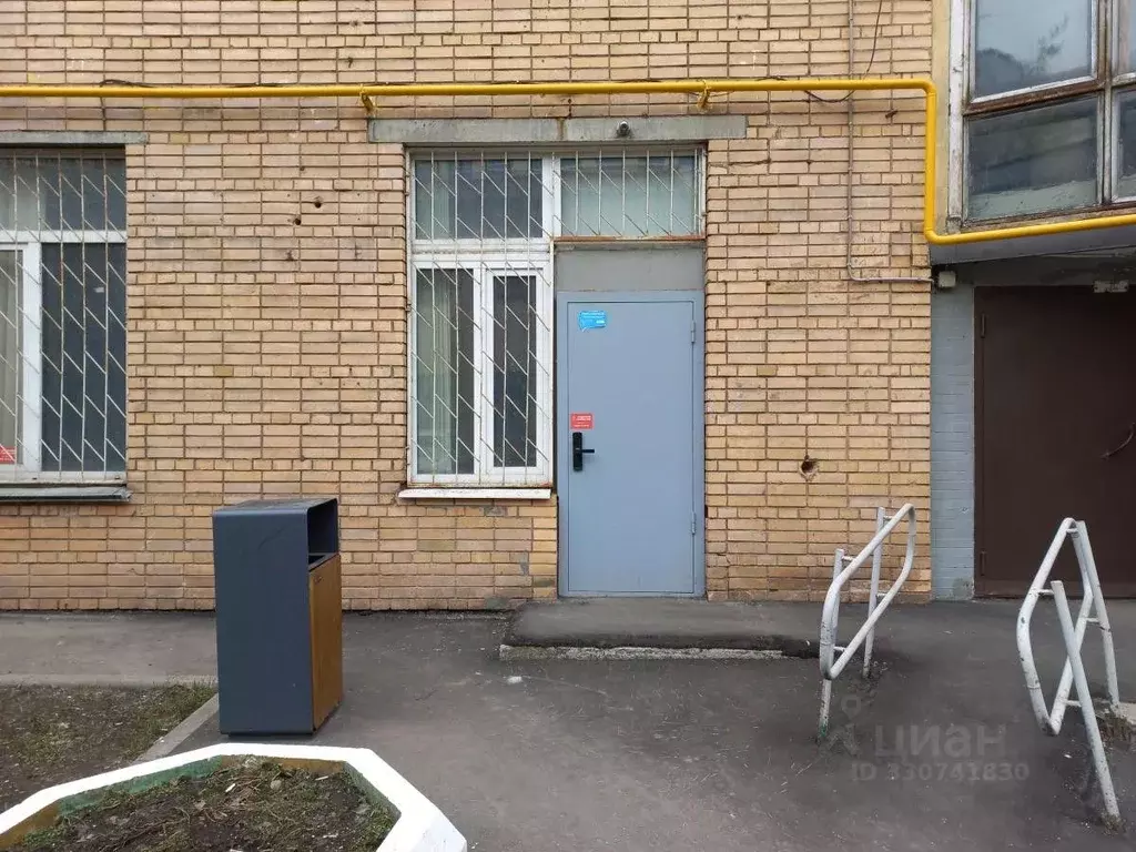 Помещение свободного назначения в Москва 3-й Павловский пер., 14 (38 ... - Фото 1