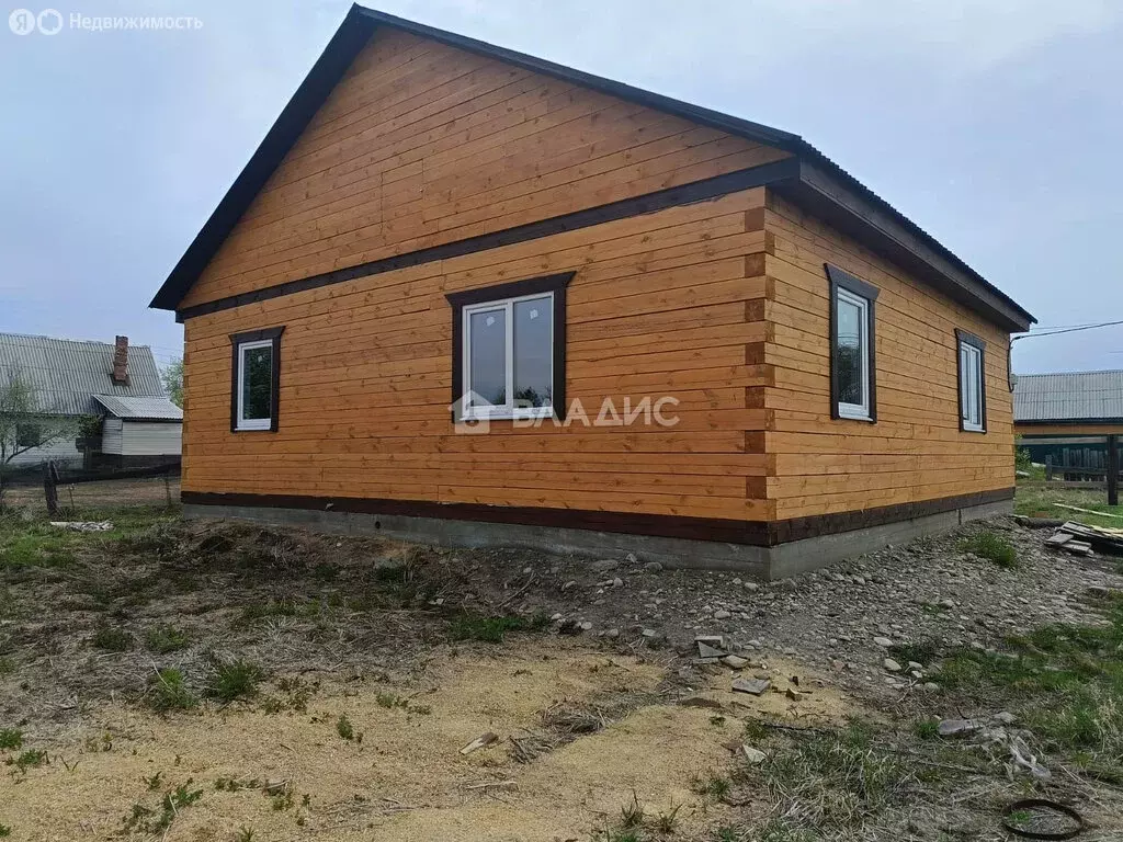 Дом в село Баклаши, Школьная улица (140 м) - Фото 1