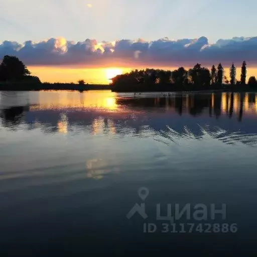 Участок в Ростовская область, Усть-Донецкий район, Пухляковский хут.  ... - Фото 0