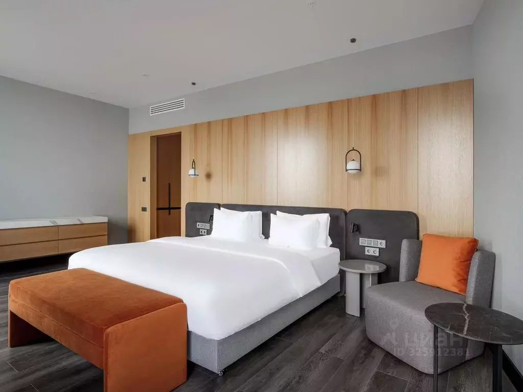 Комната Пермский край, Пермь Монастырская ул., 79 (108.0 м) - Фото 1