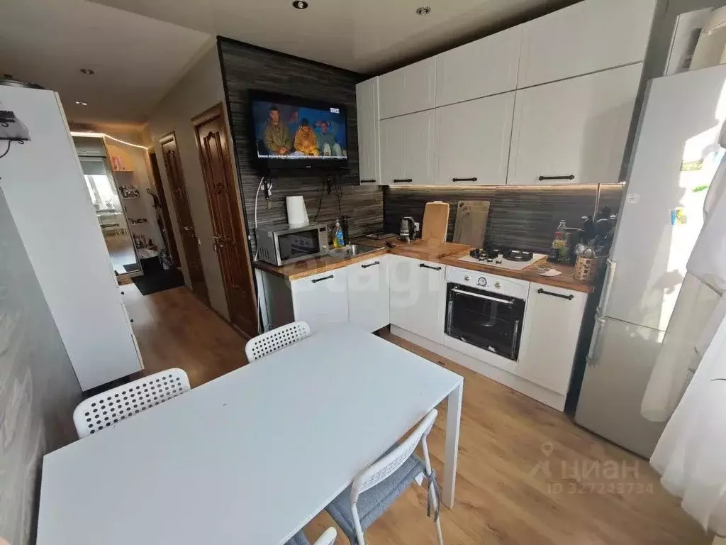 3-к кв. Ямало-Ненецкий АО, Новый Уренгой Дружба мкр, 1/5 (66.7 м) - Фото 1