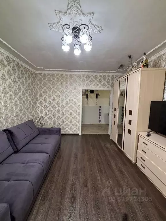 2-к кв. Саха (Якутия), Нерюнгри Южно-Якутская ул., 24 (51.6 м) - Фото 0