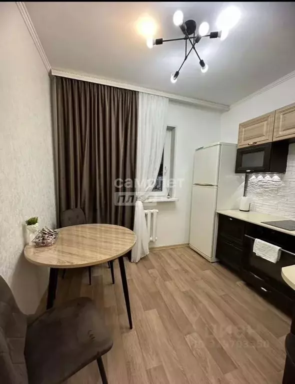 2-к кв. Ханты-Мансийский АО, Когалым ул. Градостроителей, 2А (51.0 м) - Фото 1