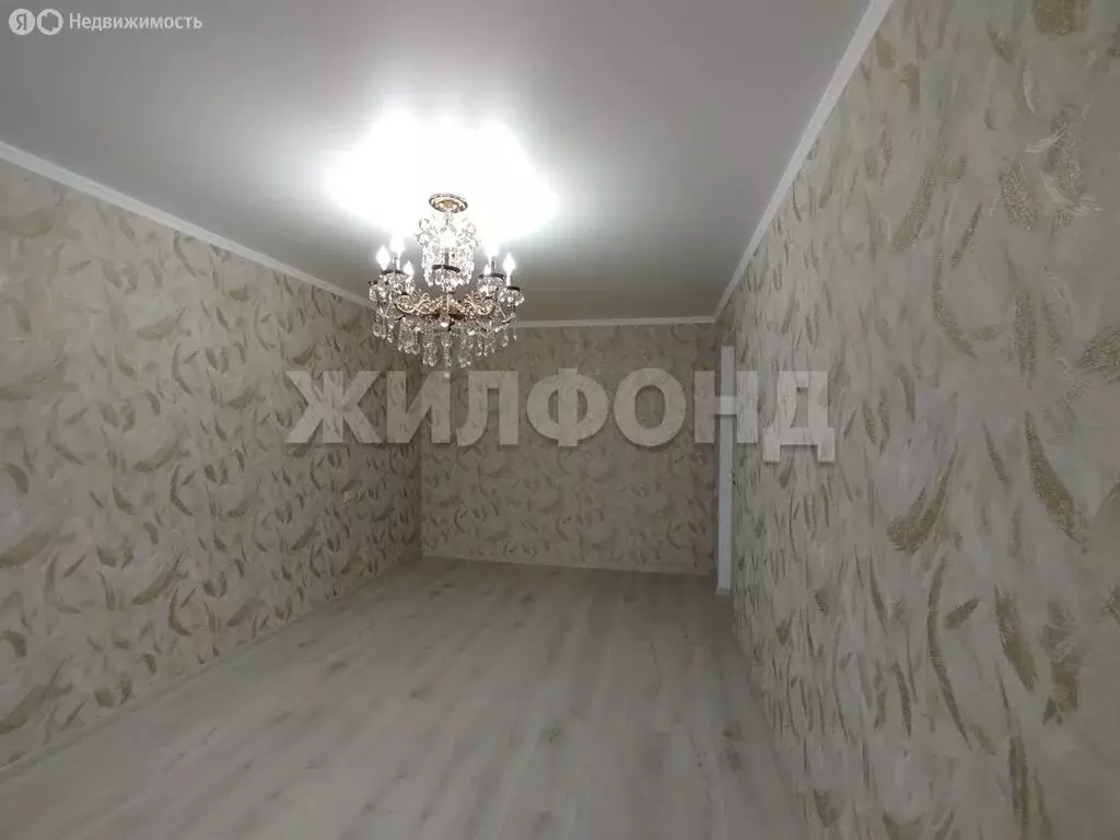 1-комнатная квартира: Георгиевск, улица Строителей, 7 (30 м) - Фото 1