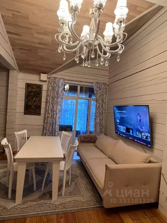 Дом в Новосибирская область, Новосибирск Речкуновская ул., 7 (90 м) - Фото 1