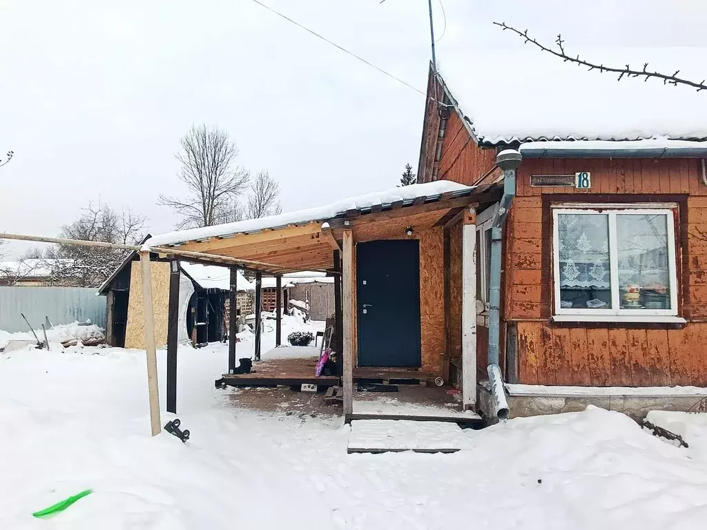 Дом в Псковская область, Псков ул. Клавы Назаровой, 18 (49 м) - Фото 2