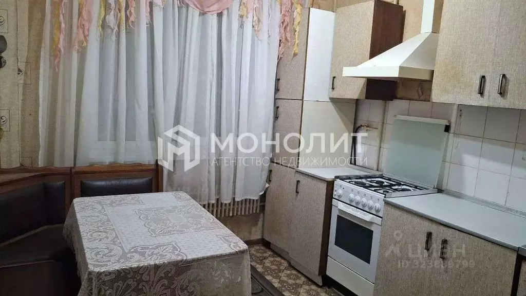 3-к кв. Белгородская область, Старый Оскол Королева мкр, 14 (66.0 м) - Фото 1