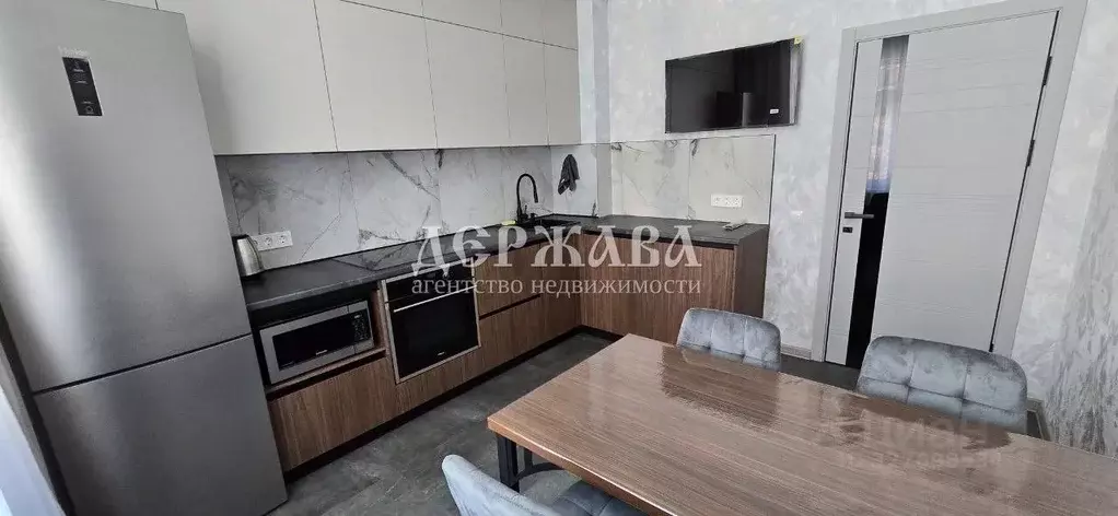 2-к кв. Белгородская область, Старый Оскол Космос мкр, 11Бк1 (63.0 м) - Фото 2