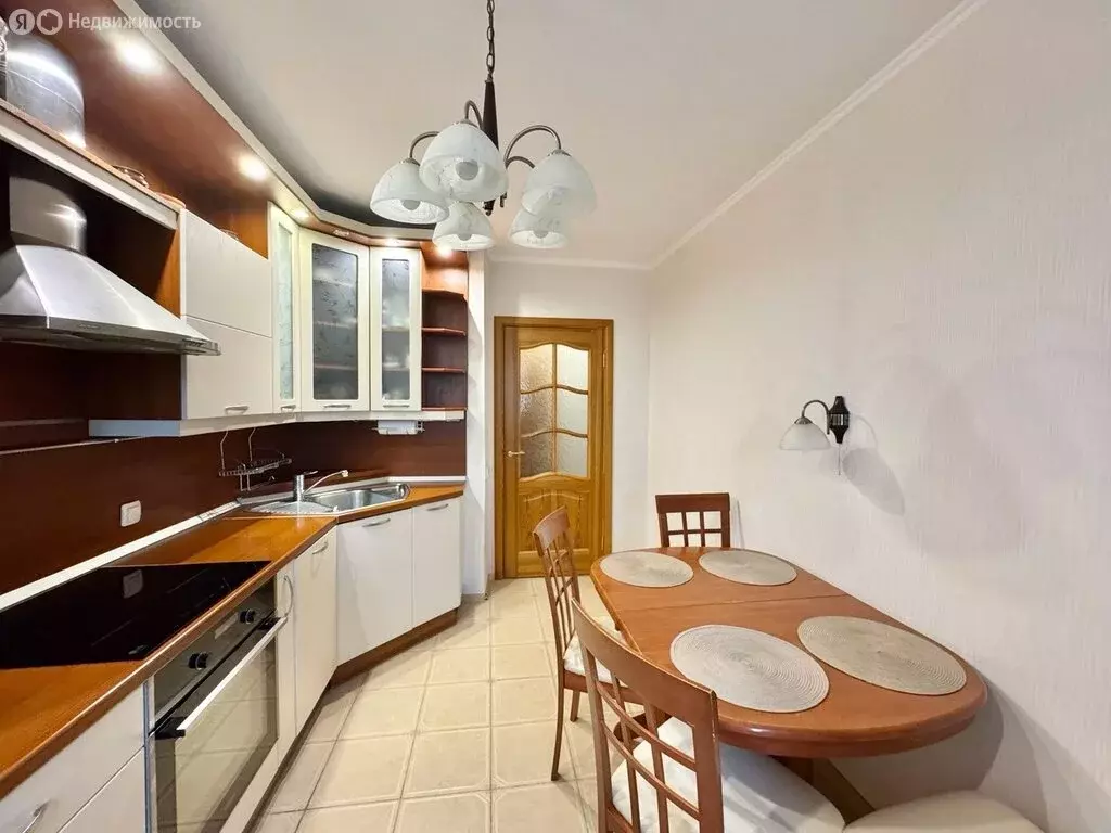 2-комнатная квартира: Кириши, проспект Ленина, 55 (68 м) - Фото 1