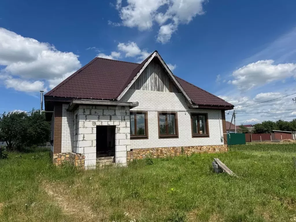 Дом в Курская область, Рыльск Зеленая ул., 18 (114 м) - Фото 1