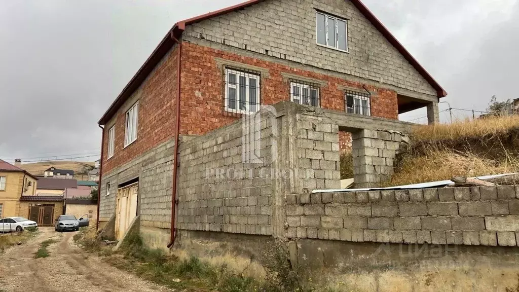 Дом в Дагестан, Карабудахкентский район, с. Агачаул, Нажмутдин Кутан ... - Фото 1