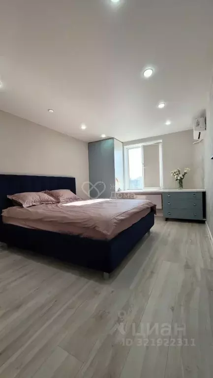 3-к кв. Волгоградская область, Волжский просп. Имени Ленина, 337 (72.1 ... - Фото 1