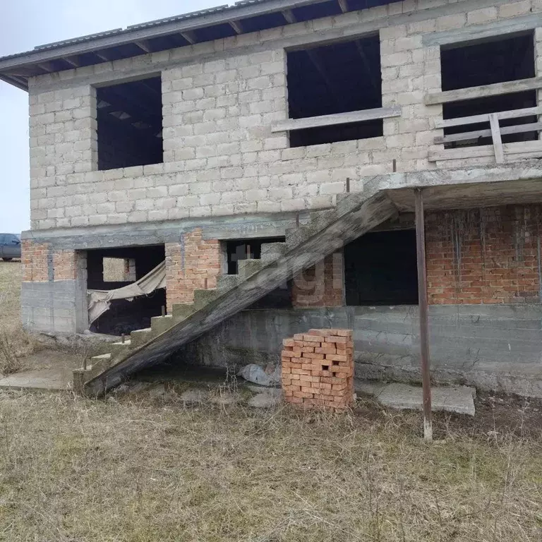 Дом в Ингушетия, Назрановский район, с. Экажево ул. Султана Тукиевича ... - Фото 1