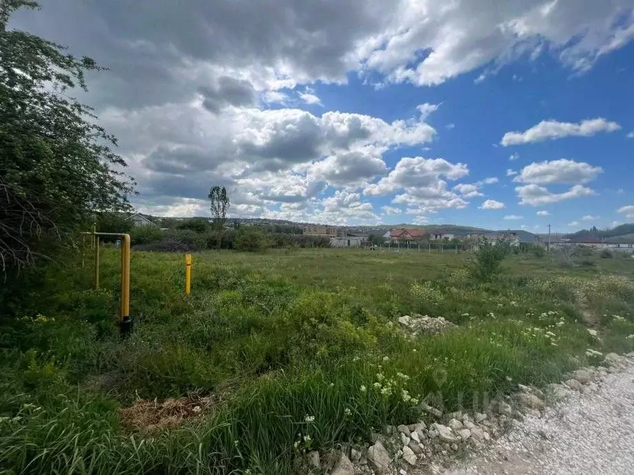 Участок в Крым, Симферопольский район, Добровское с/пос, с. Пионерское ... - Фото 2