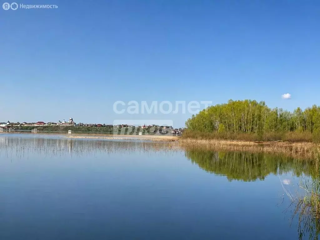 Участок в село Введенская Слобода, Набережная улица (10.9 м) - Фото 1