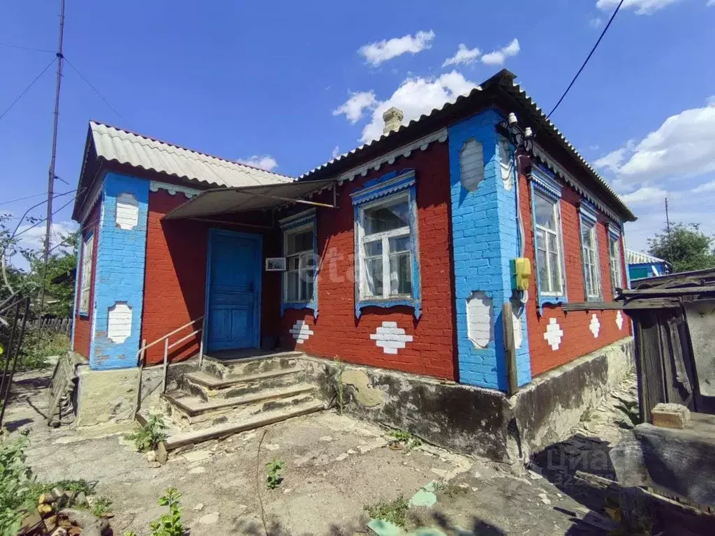 Дом в Ростовская область, Гуково Дорожная ул. (78 м) - Фото 1