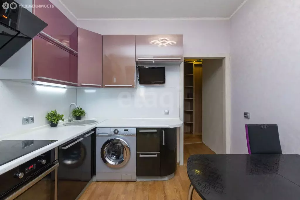 2-комнатная квартира: Тюмень, Солнечный проезд, 7 (52.5 м) - Фото 1