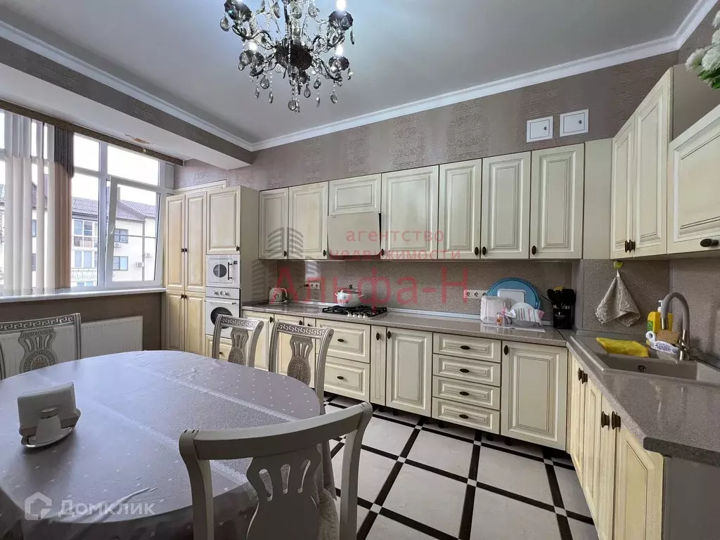 Продаётся 2-к квартира, 80 м - Фото 0