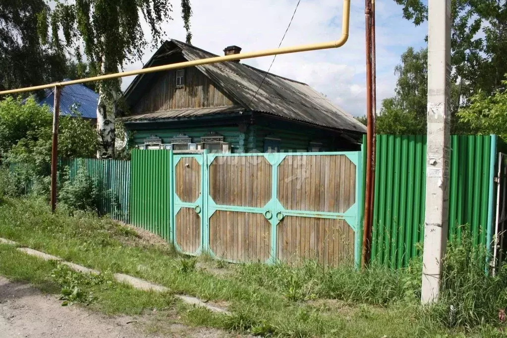 Дом в Новосибирская область, Новосибирск ул. Далидовича (30 м) - Фото 0
