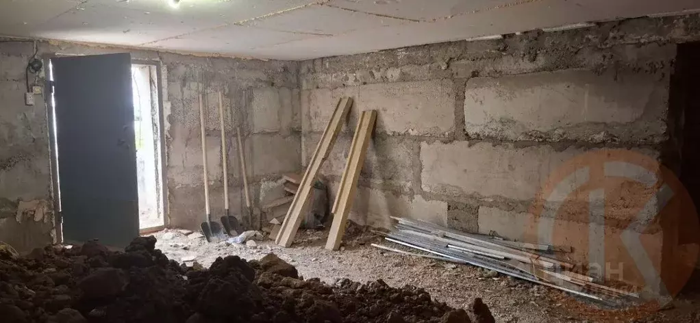 Помещение свободного назначения в Крым, Сакский район, с. Уютное ул. ... - Фото 2