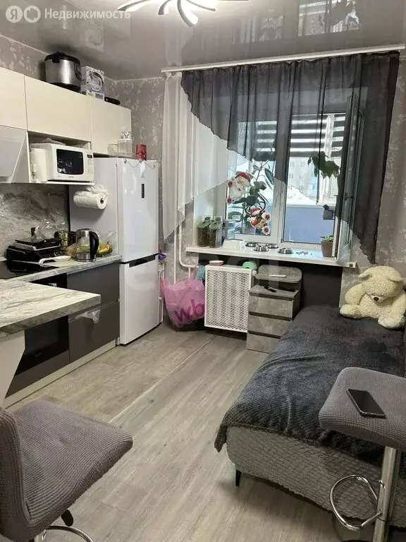 1-комнатная квартира: Тюмень, улица Избышева, 8 (38.5 м) - Фото 2