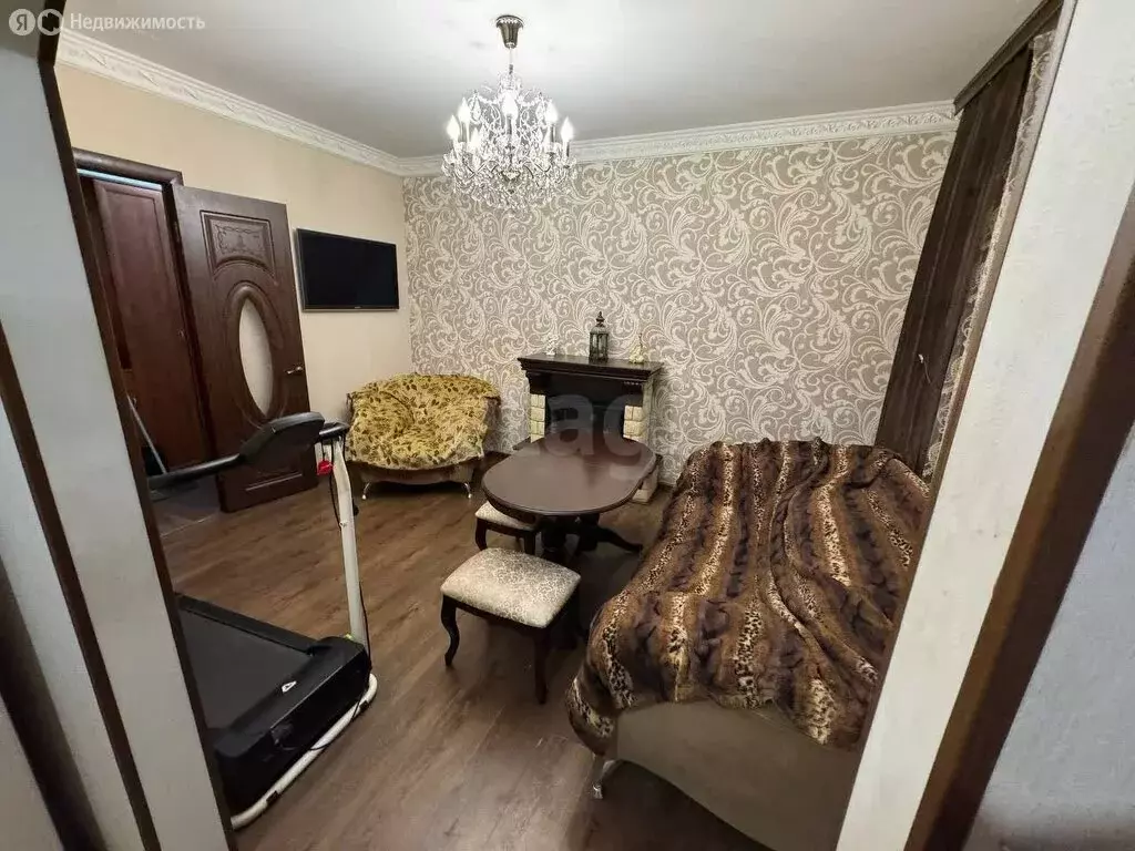 3-комнатная квартира: Коломна, улица Девичье Поле, 1 (58.7 м) - Фото 1