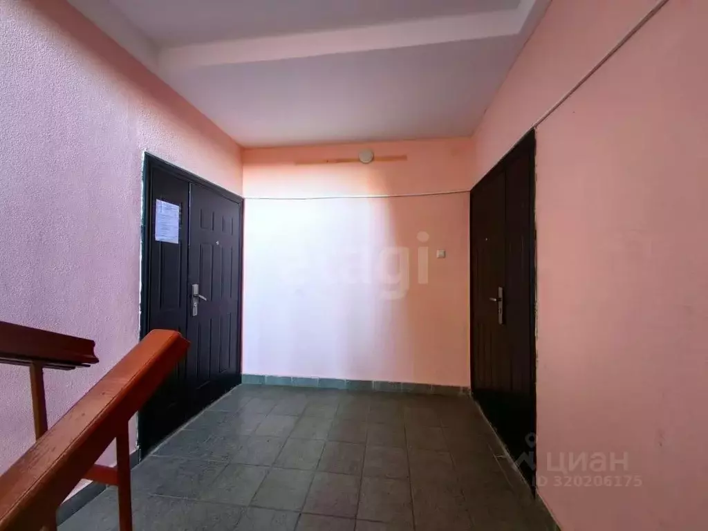 1-к кв. Брянская область, Клинцы ул. Ворошилова, 33В (32.0 м) - Фото 0