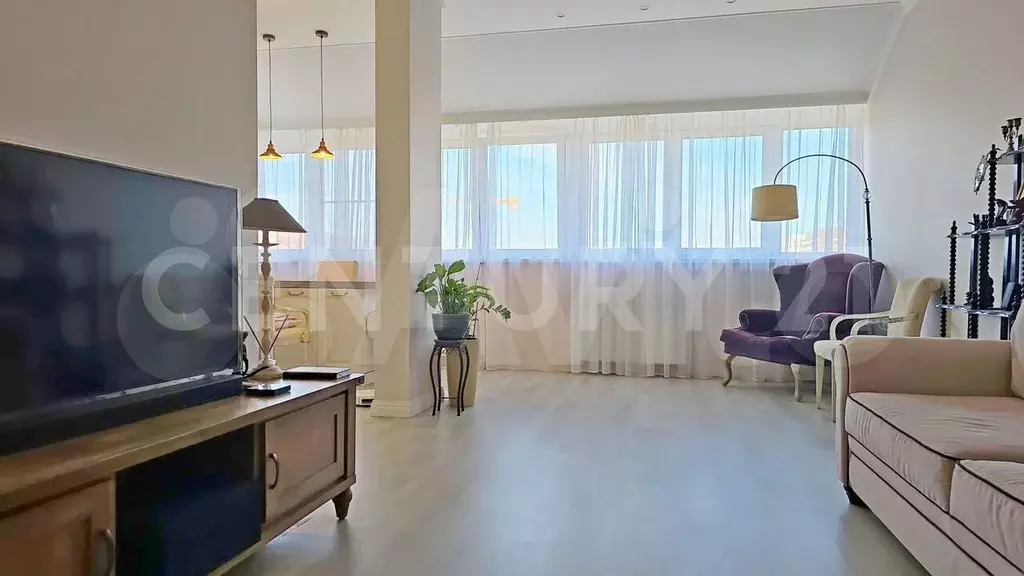 2-к. квартира, 73 м, 7/7 эт. - Фото 1