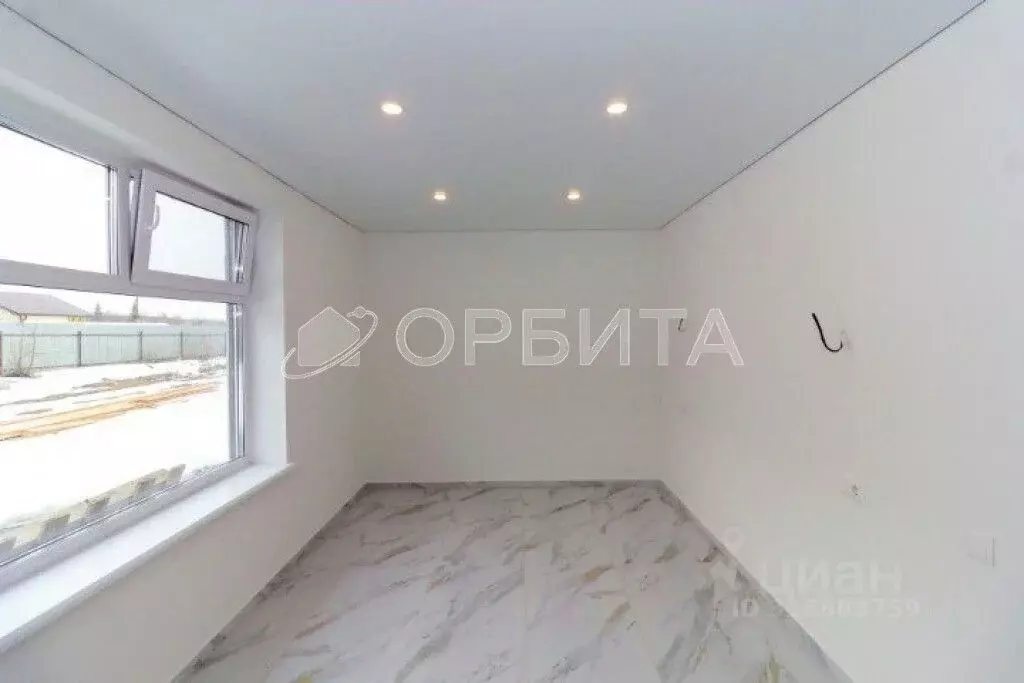 Дом в Тюменская область, Тюменский район Р-254 Иртыш, 168-й км (50 м) - Фото 1