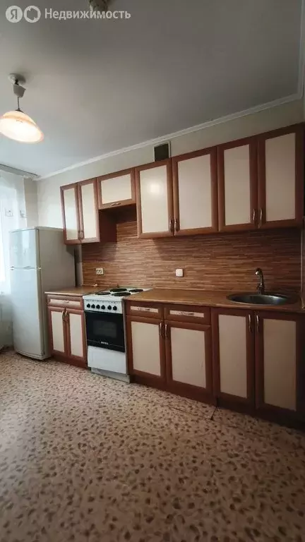 2-комнатная квартира: Уфа, Революционная улица, 72 (63 м) - Фото 1