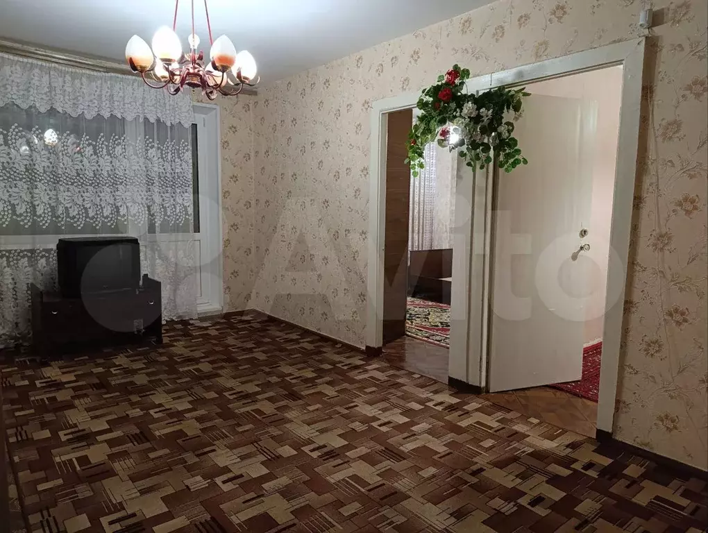 3-к. квартира, 50 м, 5/5 эт. - Фото 1