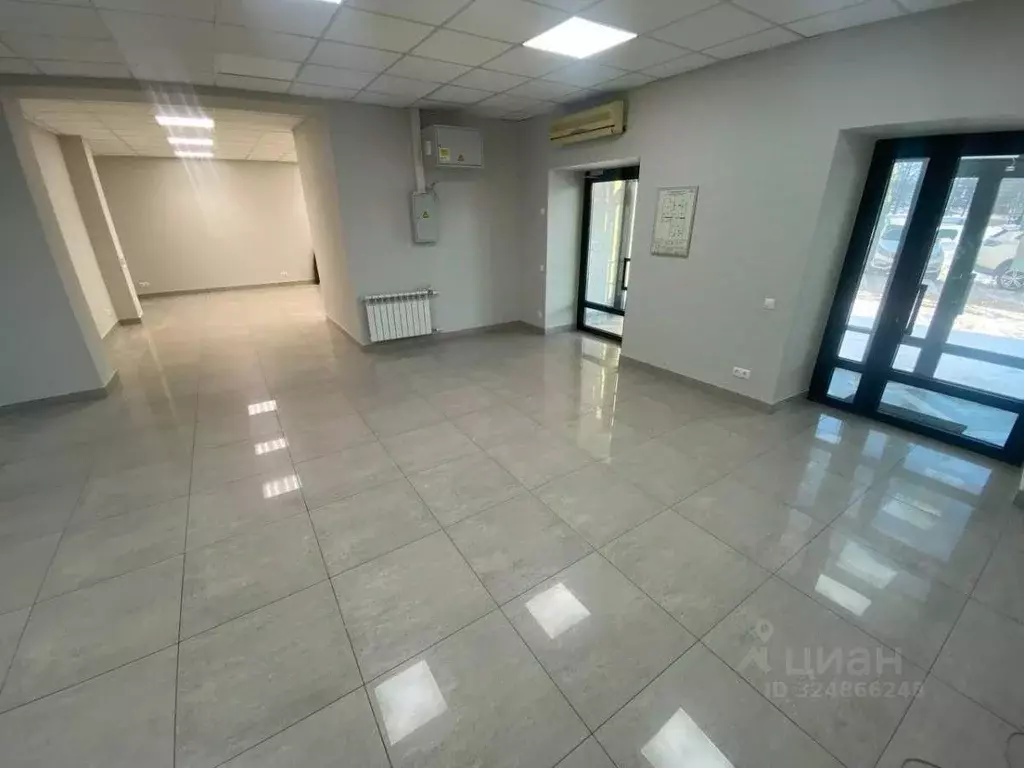 Офис в Татарстан, Набережные Челны просп. Дружбы Народов, 1 (150 м) - Фото 1