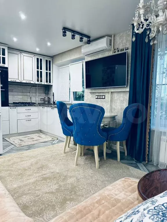 2-к. квартира, 57 м, 3/9 эт. - Фото 0