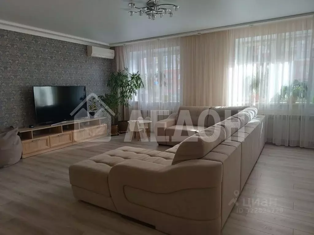 3-к кв. Омская область, Омск ул. Перелета, 34 (106.5 м) - Фото 1