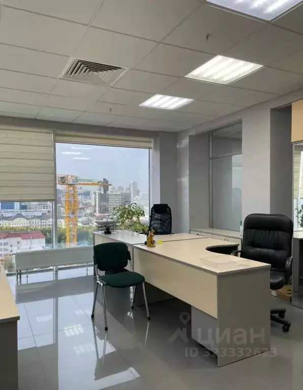 Офис в Свердловская область, Екатеринбург ул. Розы Люксембург, 22 (141 ... - Фото 2