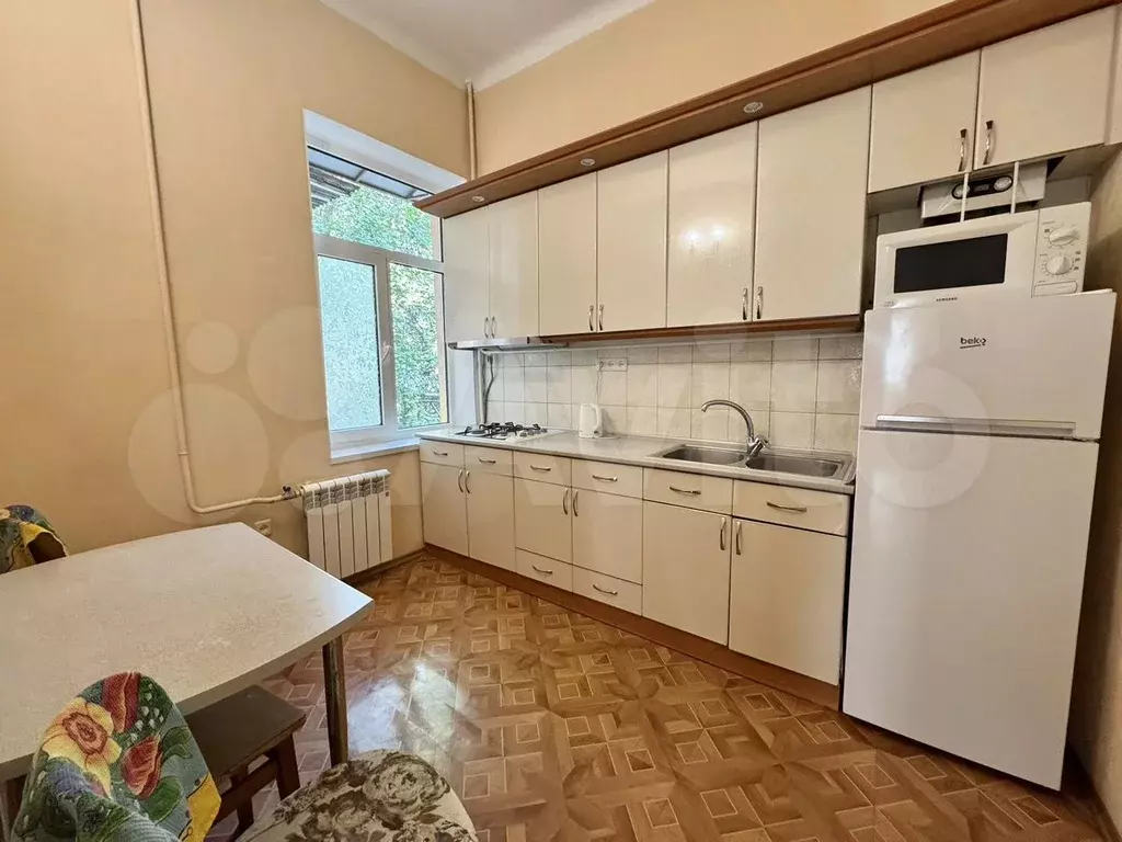 2-к. квартира, 55 м, 2/5 эт. - Фото 0
