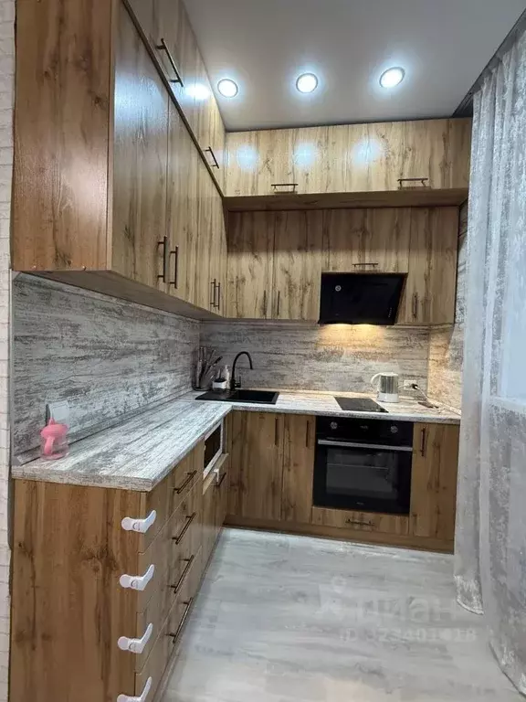 3-к кв. Хакасия, Абакан ул. Мира, 134 (60.0 м) - Фото 1